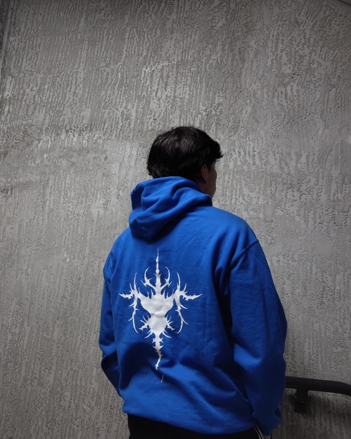 Cloud Hoodie – Minimalist Oversized Fit