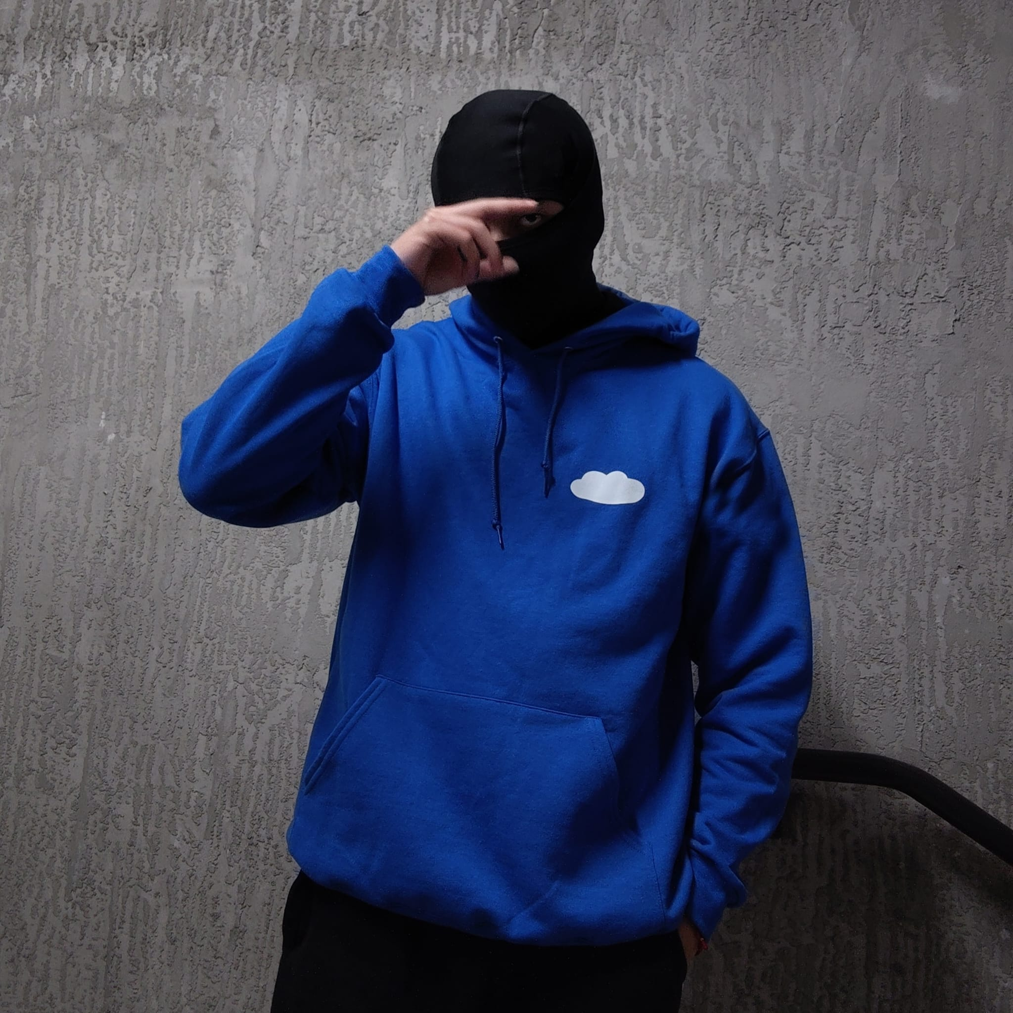 Cloud Hoodie – Minimalist Oversized Fit