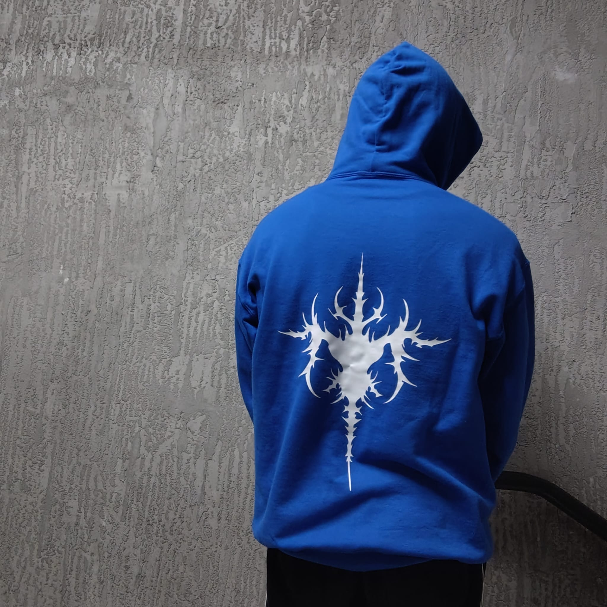 Cloud Hoodie – Minimalist Oversized Fit